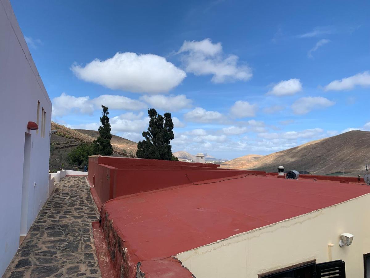 Centro Ave Fenix Villa Femés Buitenkant foto